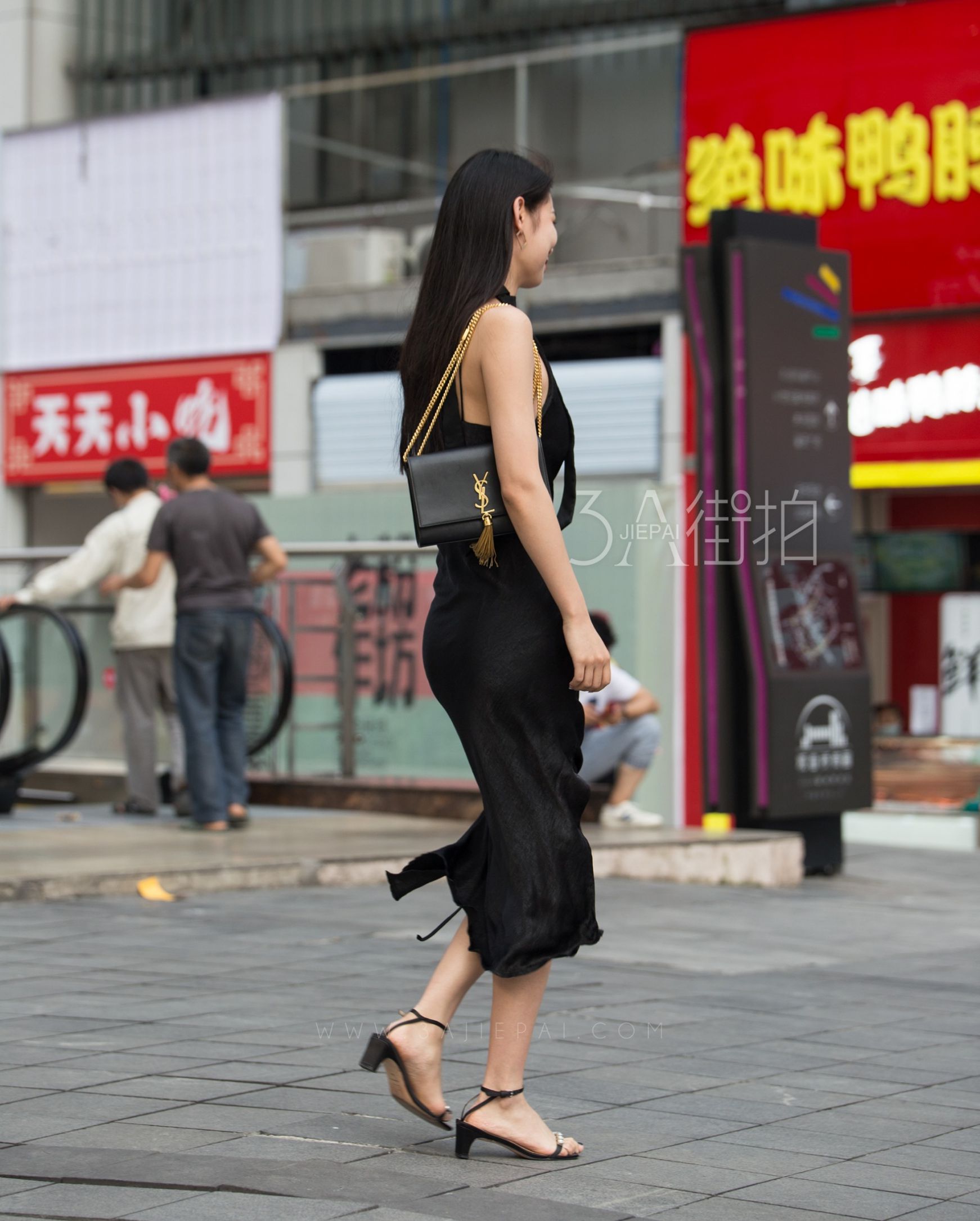 100640-3rbfennu55v.jpg