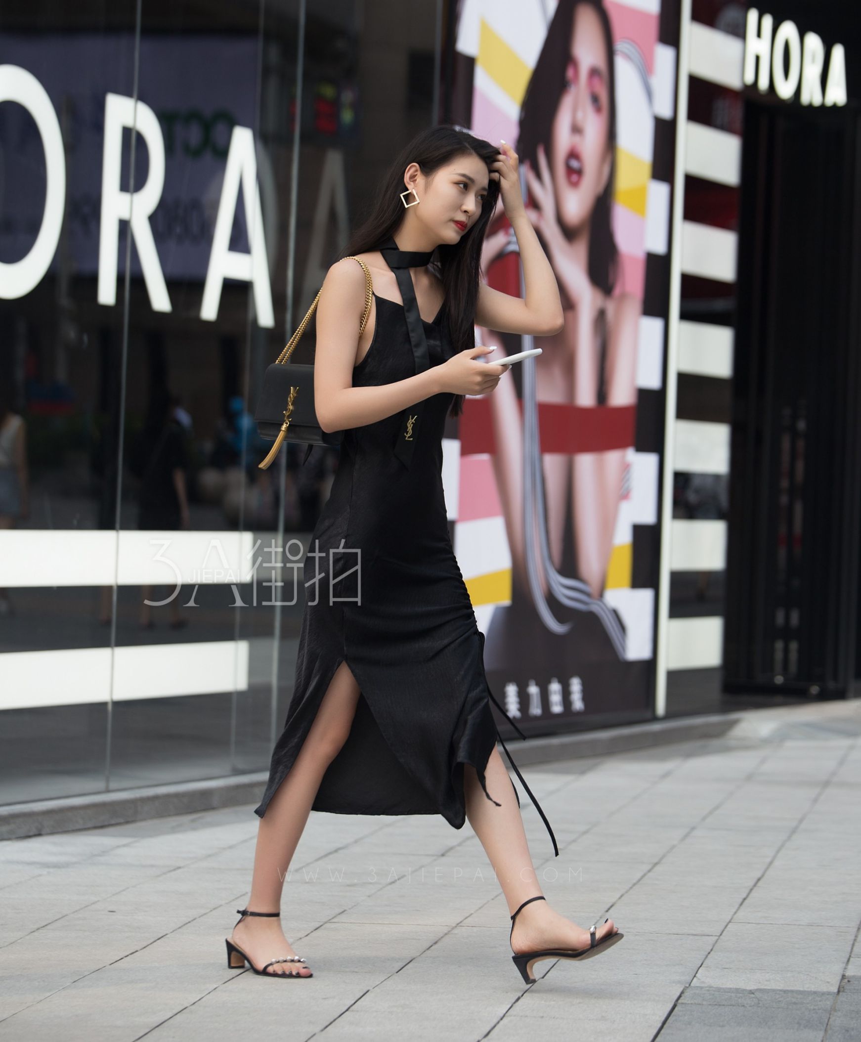 100640-4lgex30nvb3.jpg