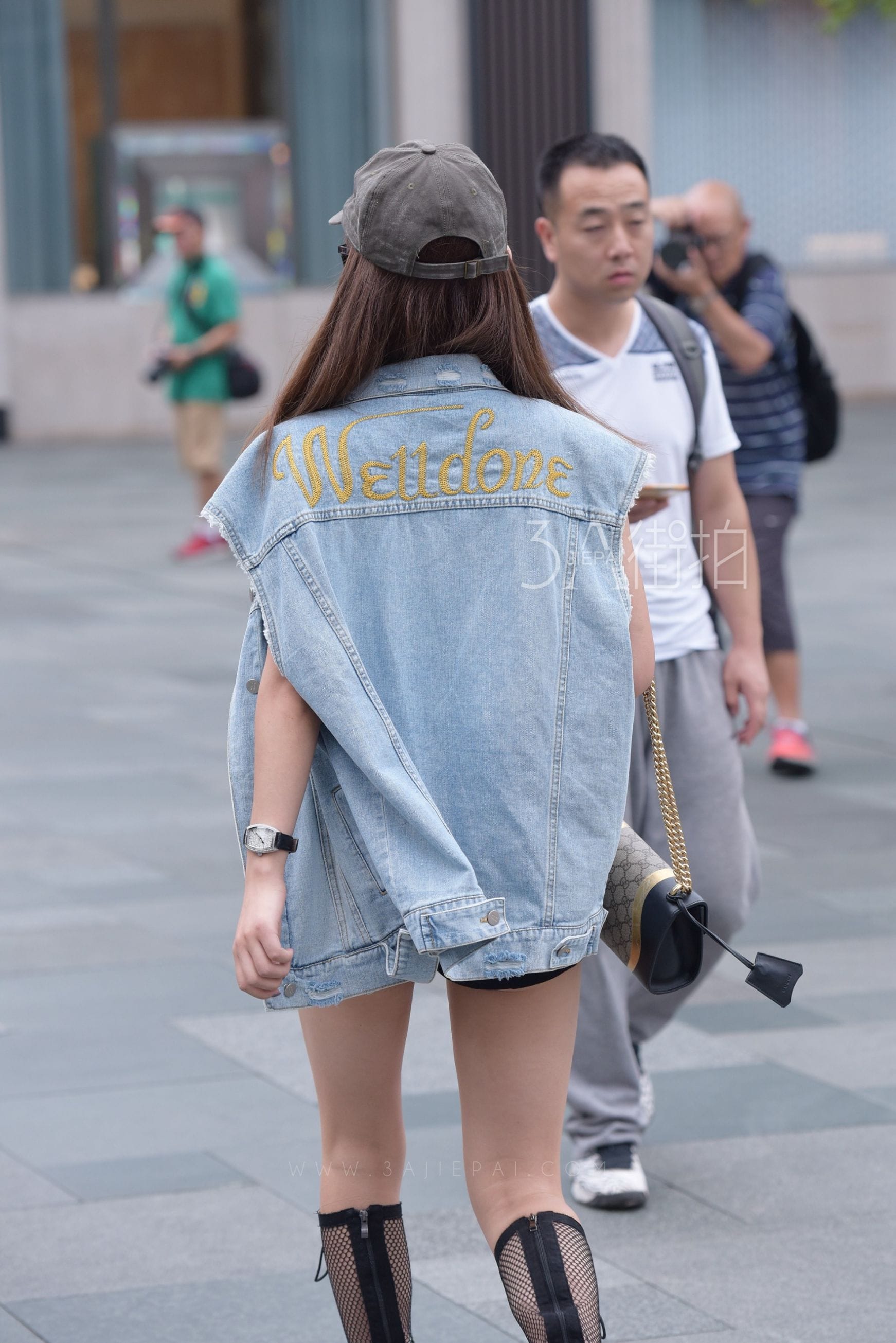 100627-gi3t1scowc1.jpg