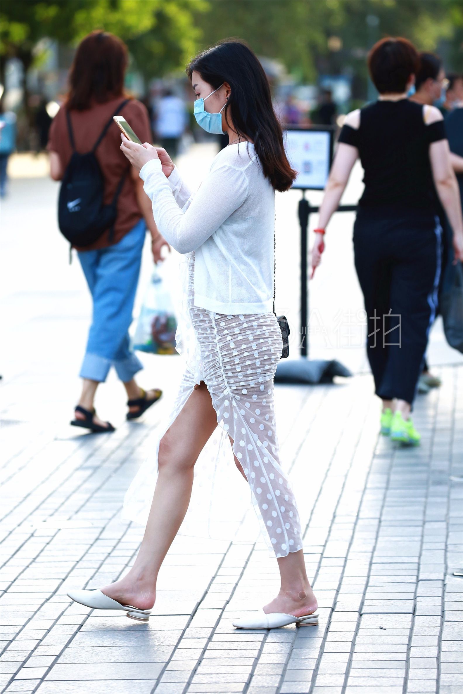 100619-rkzaswbdddc.jpg