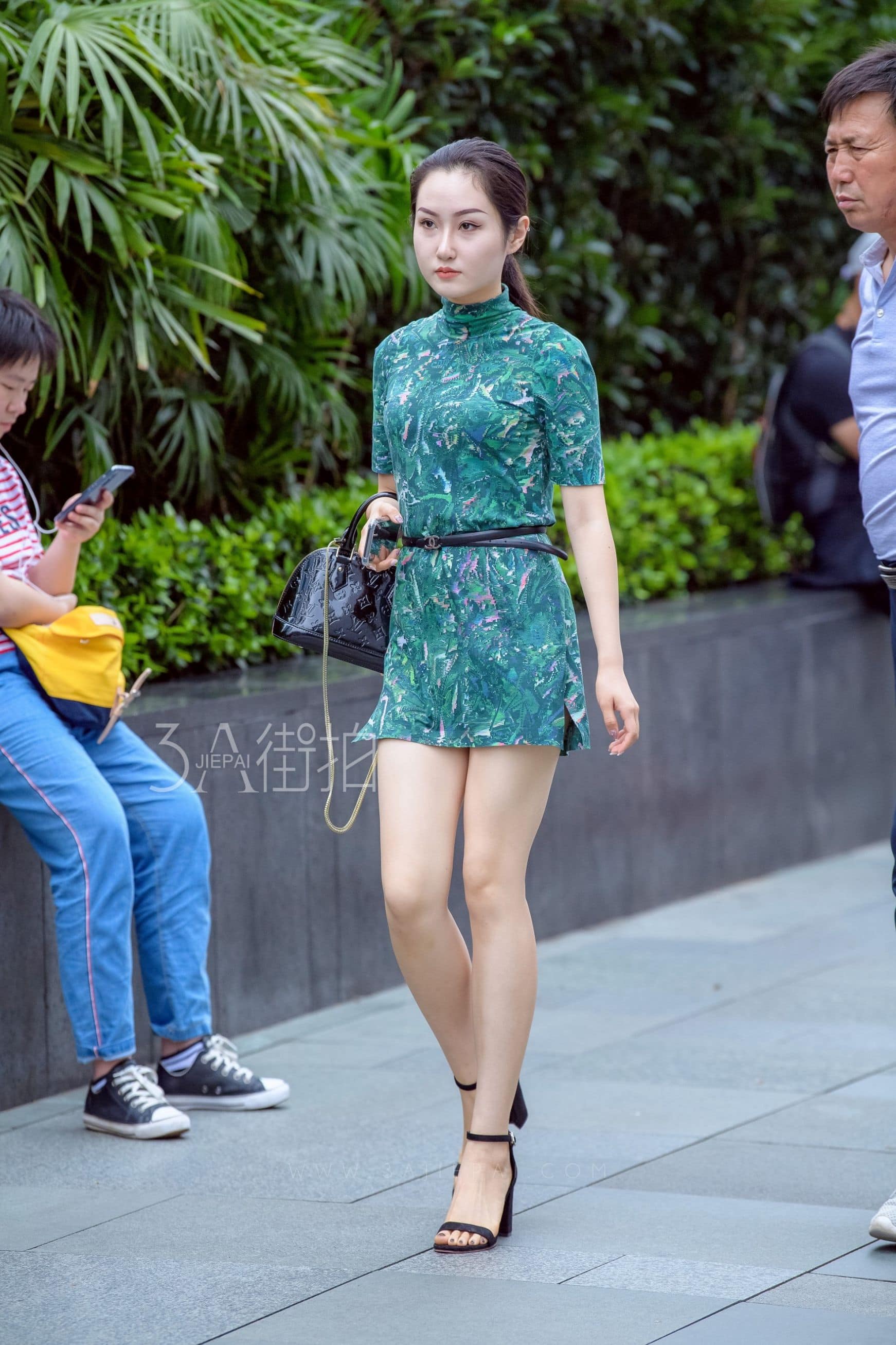 100611-skemvc4f03f.jpg