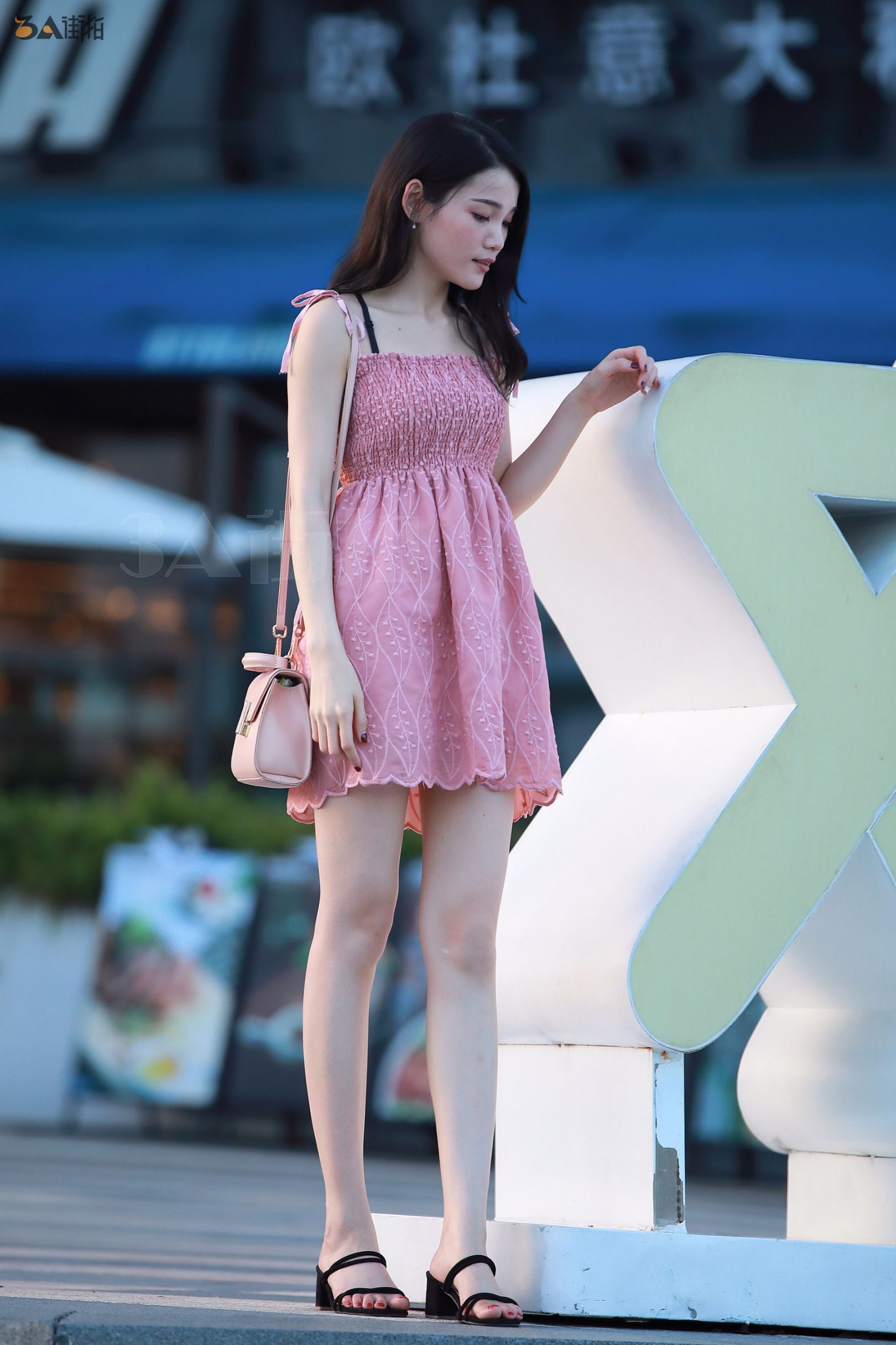 95476-xwic05ncdlg.jpg