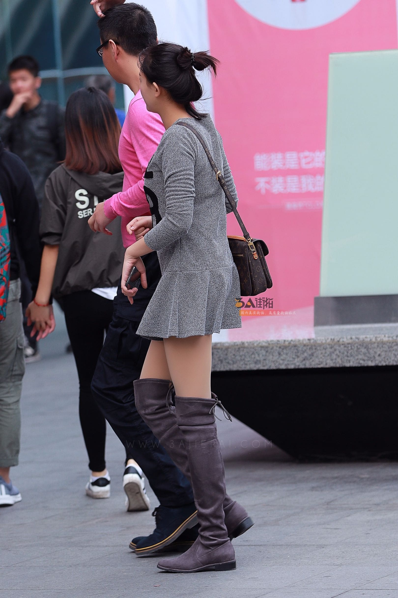95028-b3hkkckf3g3.jpg