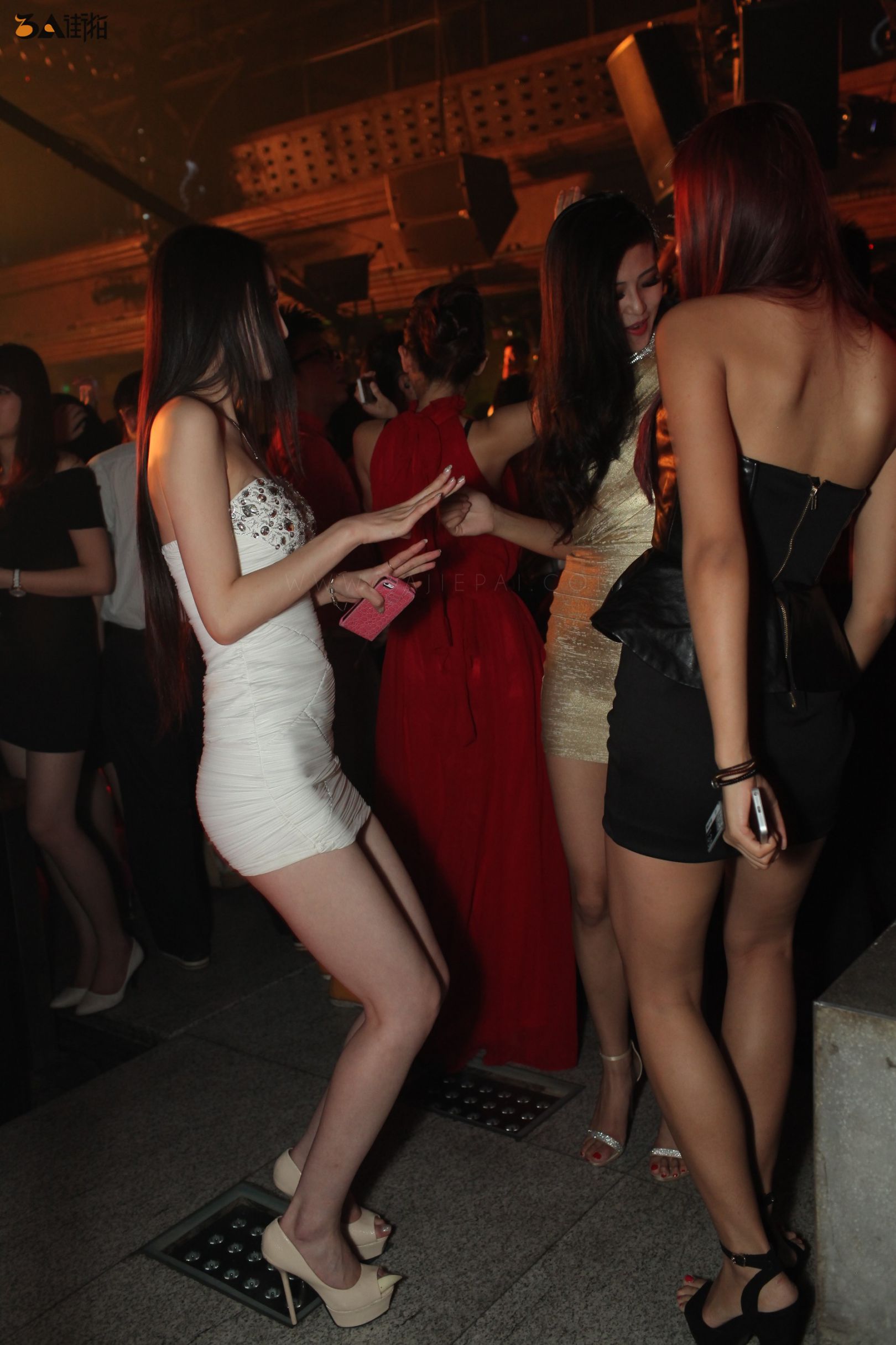 94848-x2cubl5fzb3.jpg