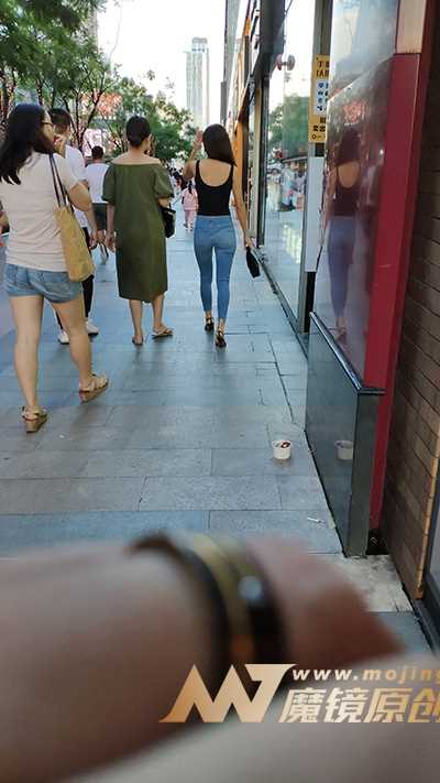 26756-xmzzucb5fa3.jpg