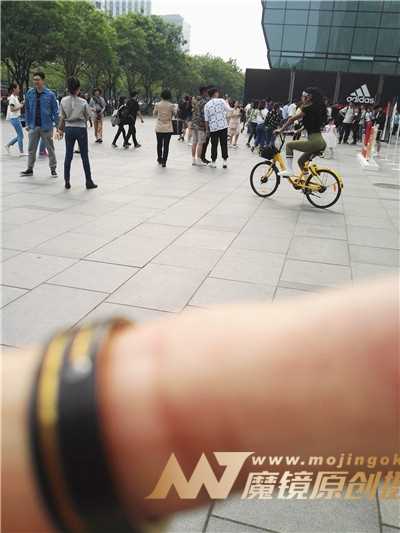 22931-frr4f01luqi.jpg