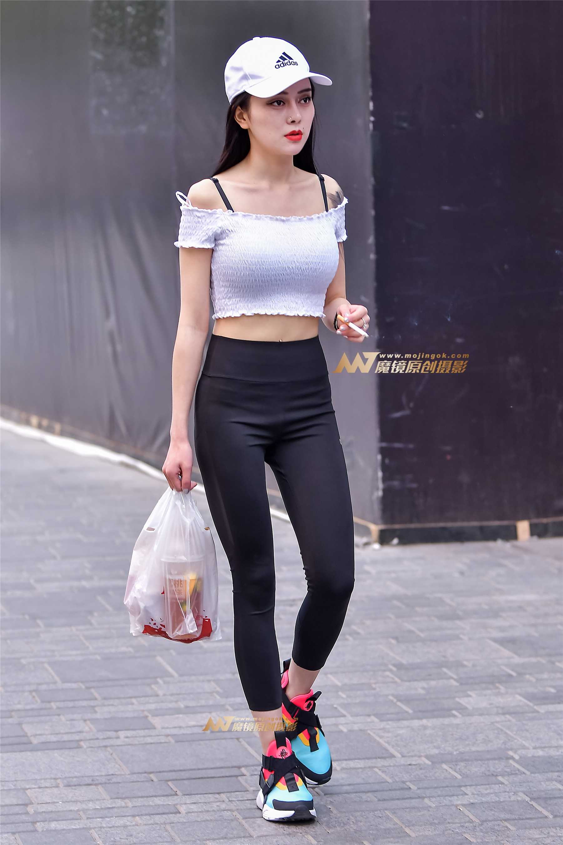 22990-rnbb0gomzqi.jpg