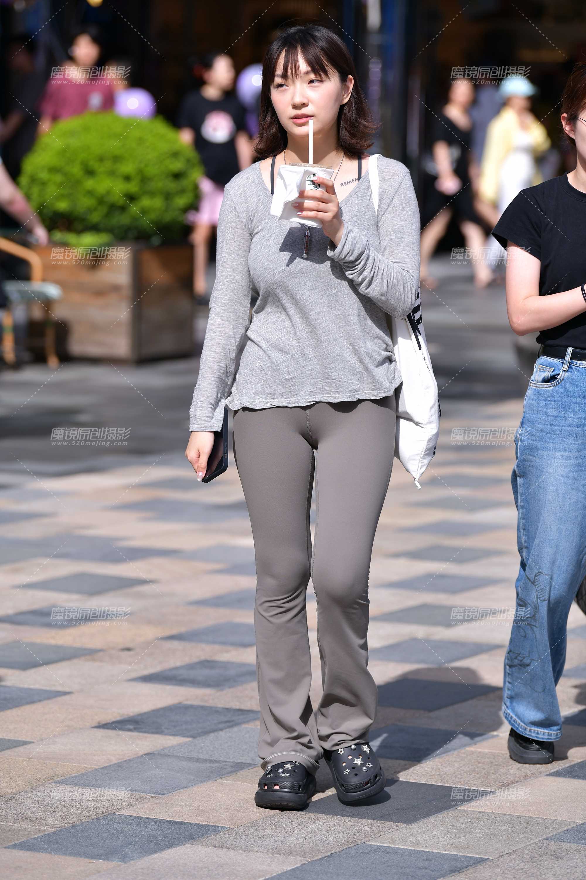 53711-nbjx3gf0ndj.jpg