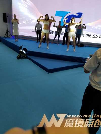 25598-sk5xgt1qbei.jpg