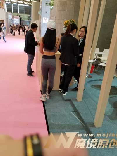 25570-tin4pddcv43.jpg
