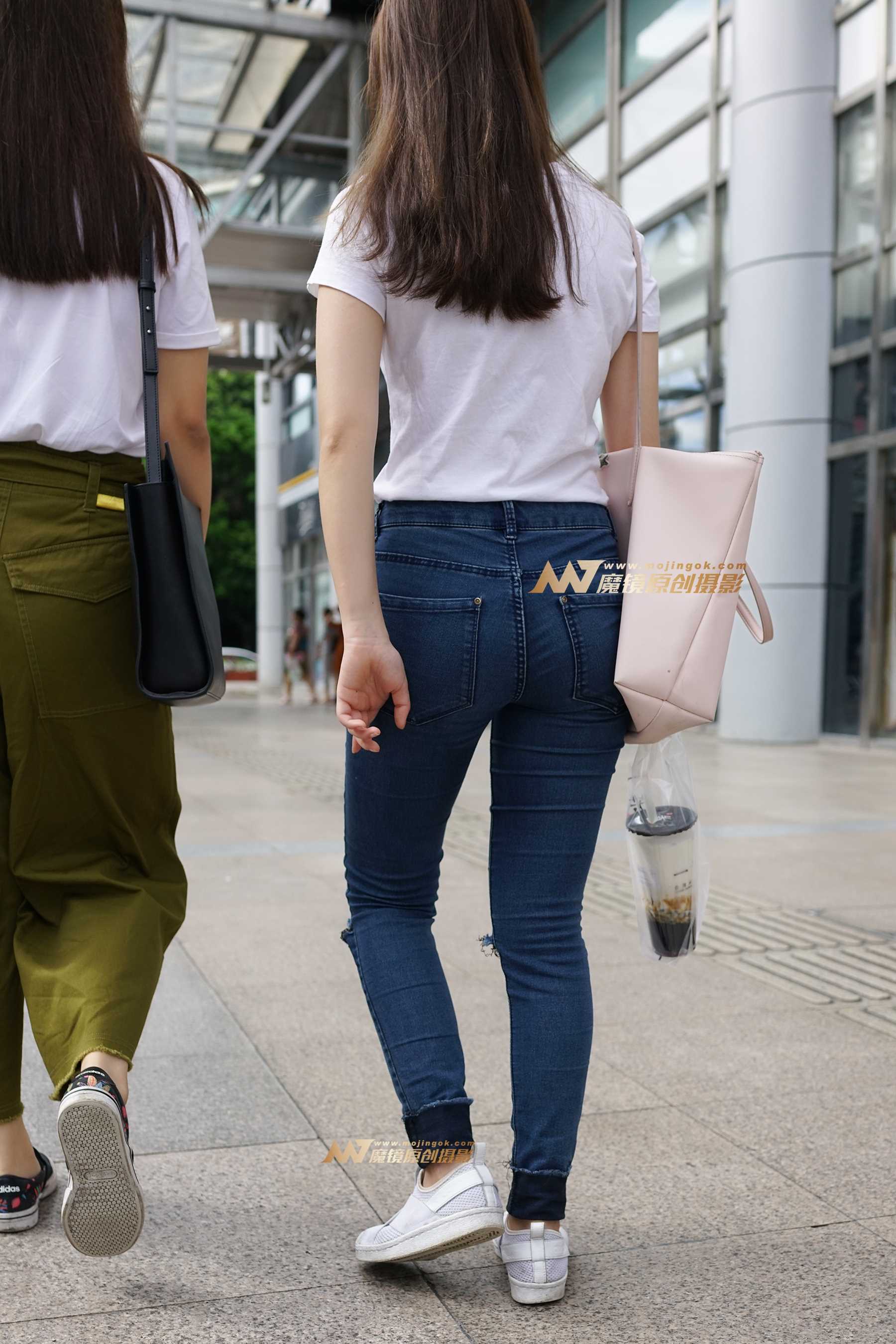 25502-dcb45baf4s0.jpg