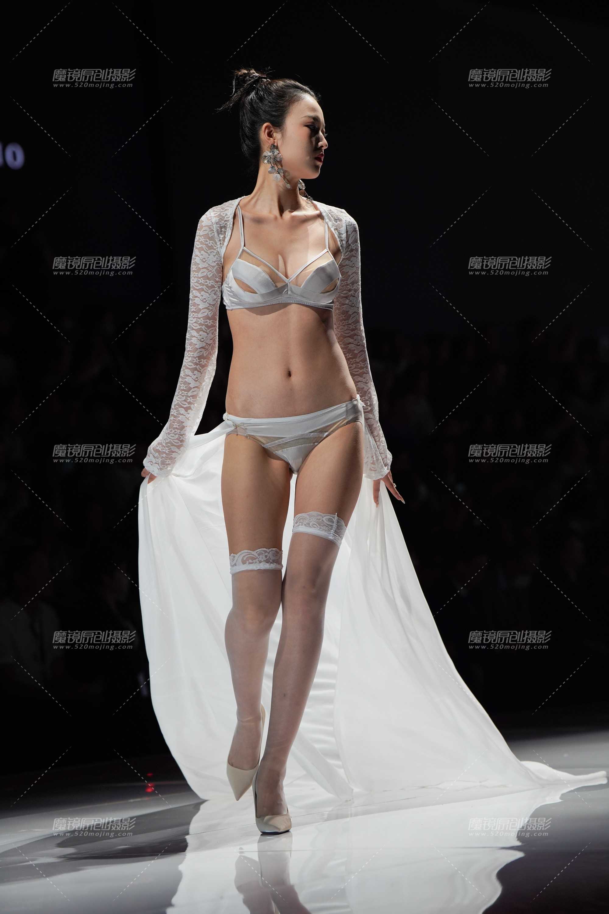 53648-5vguca312ai.jpg