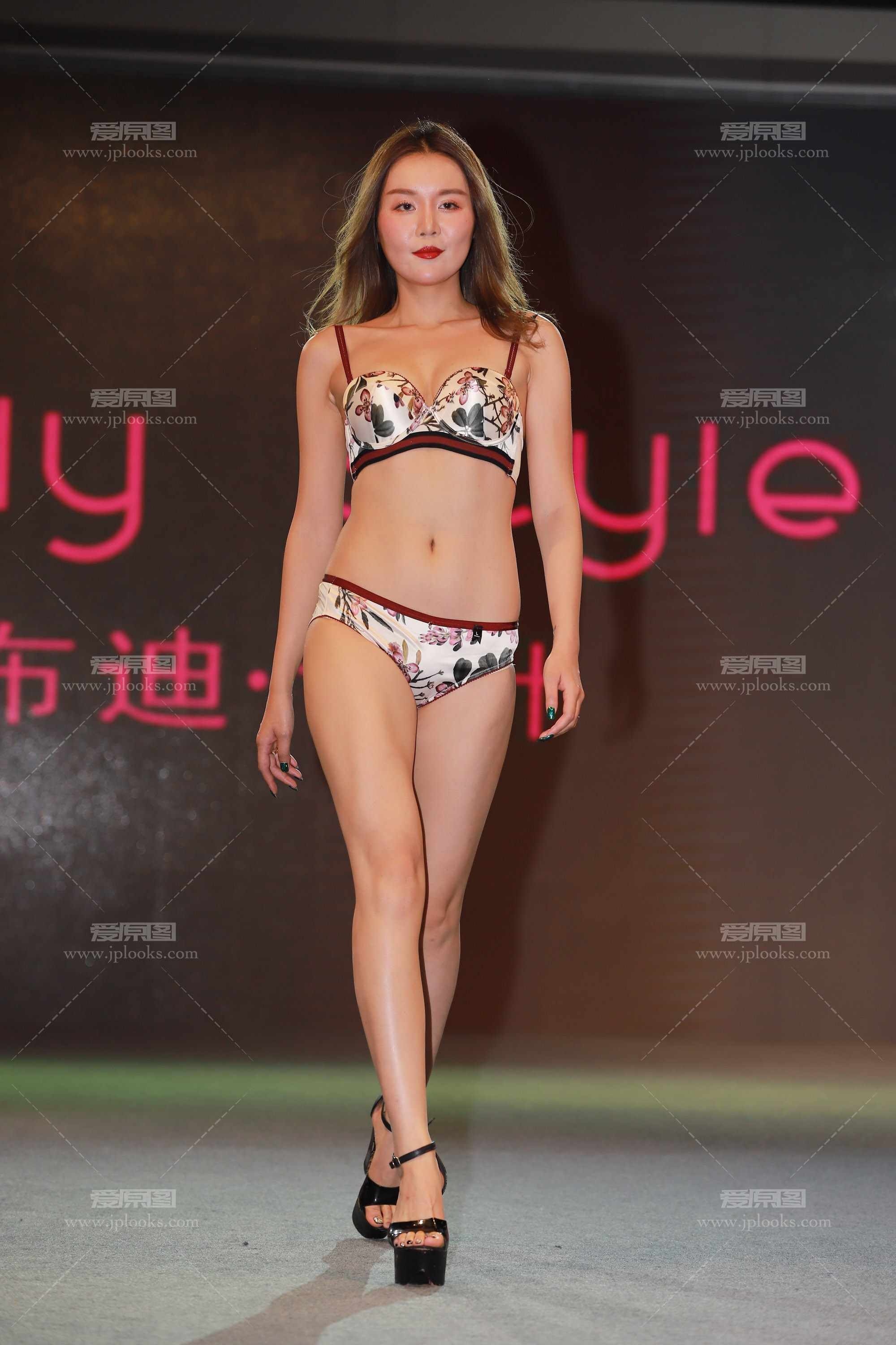 10898-3bxvs5jzp04.jpg
