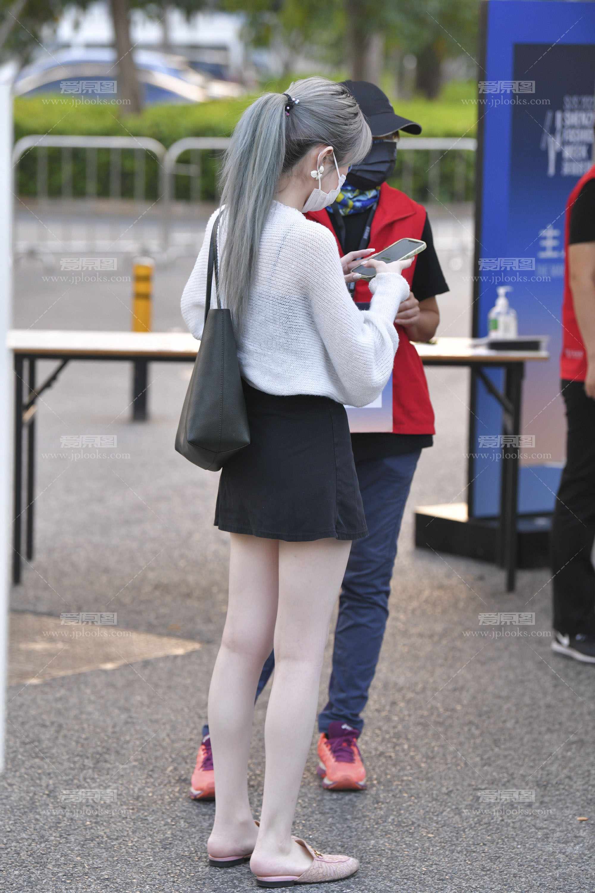 10899-5loghhvcb3p.jpg