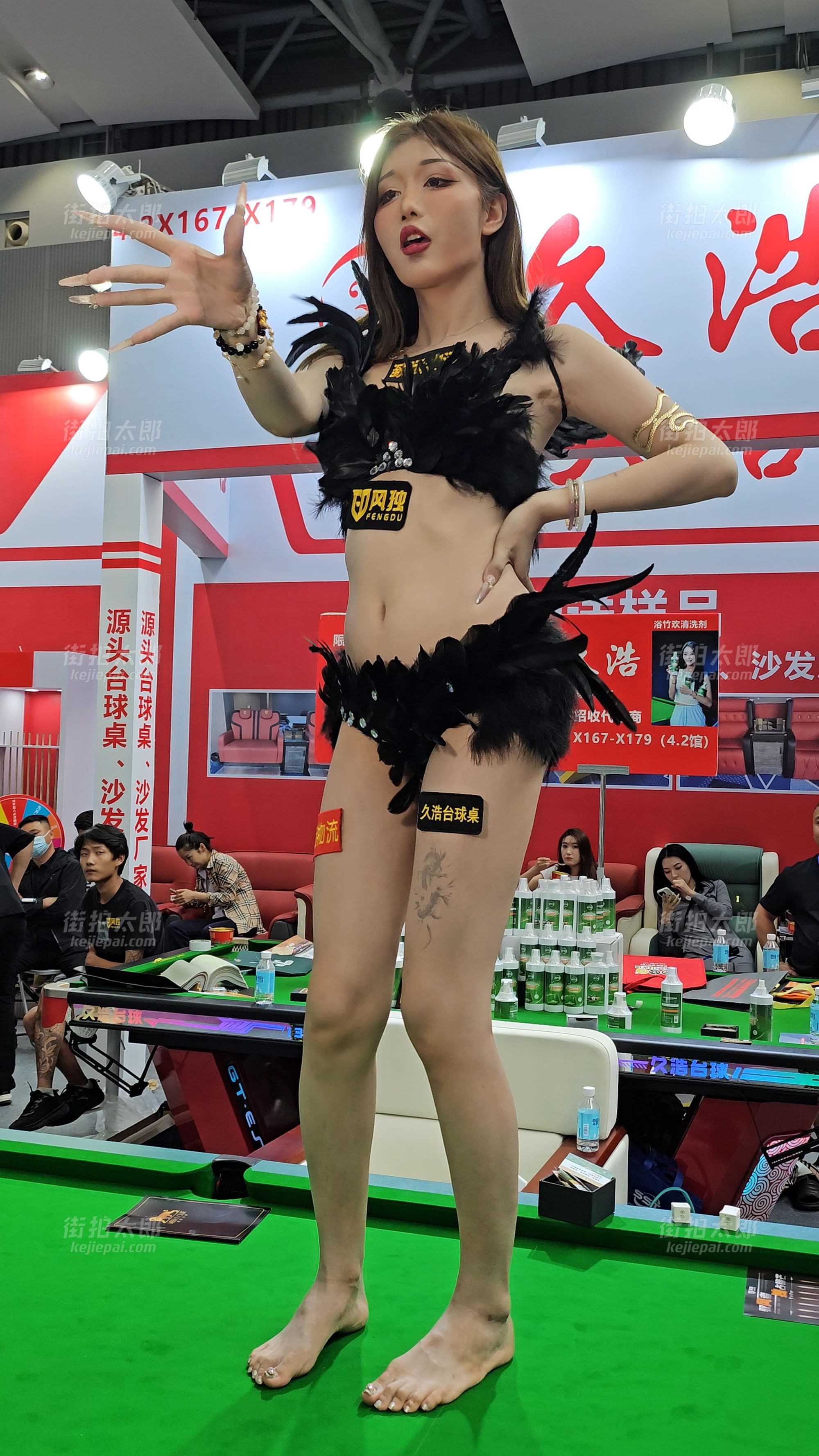 8402-0ggadztgfye.jpg