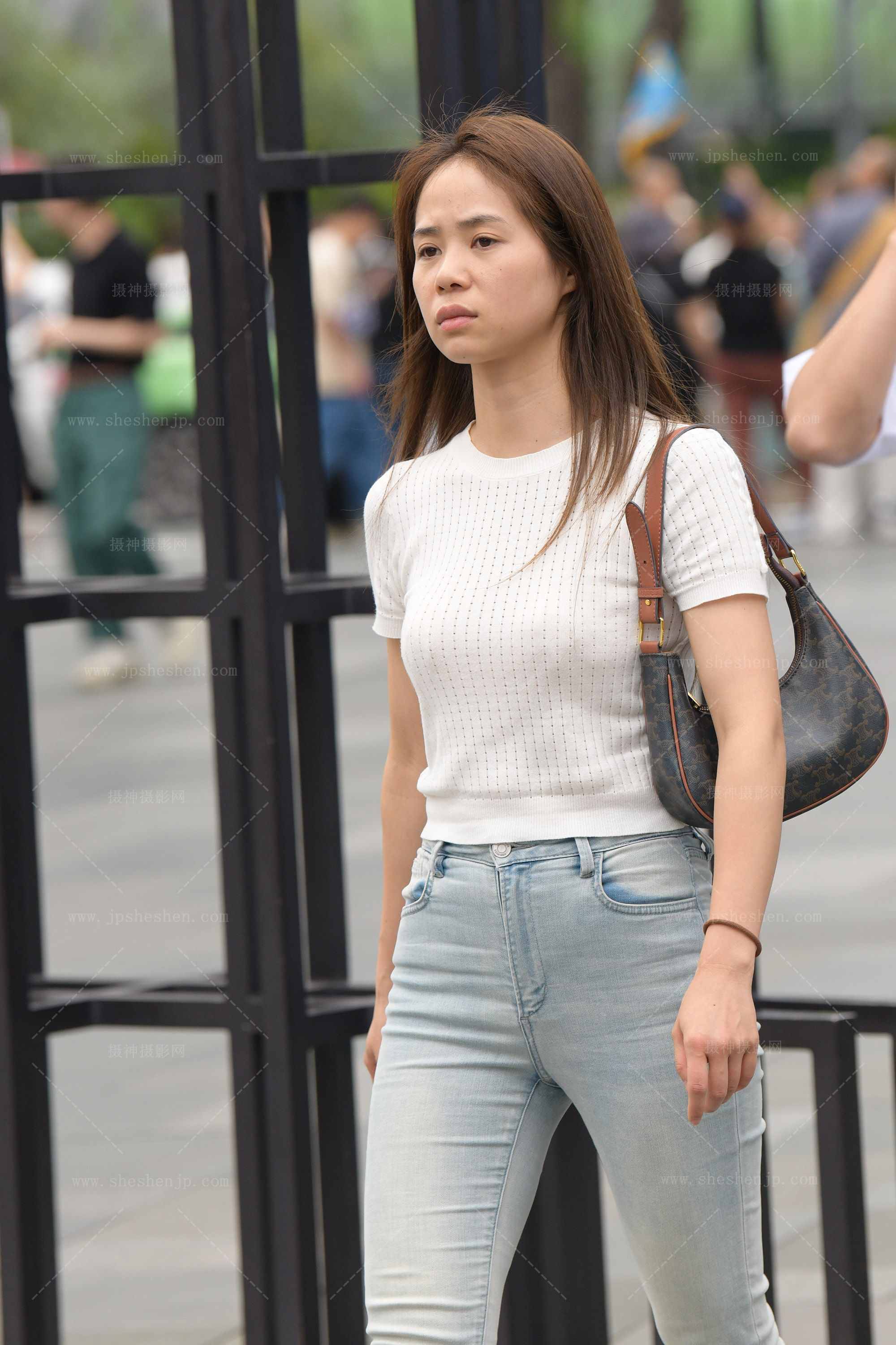 20133-3aawf10o44t.jpg