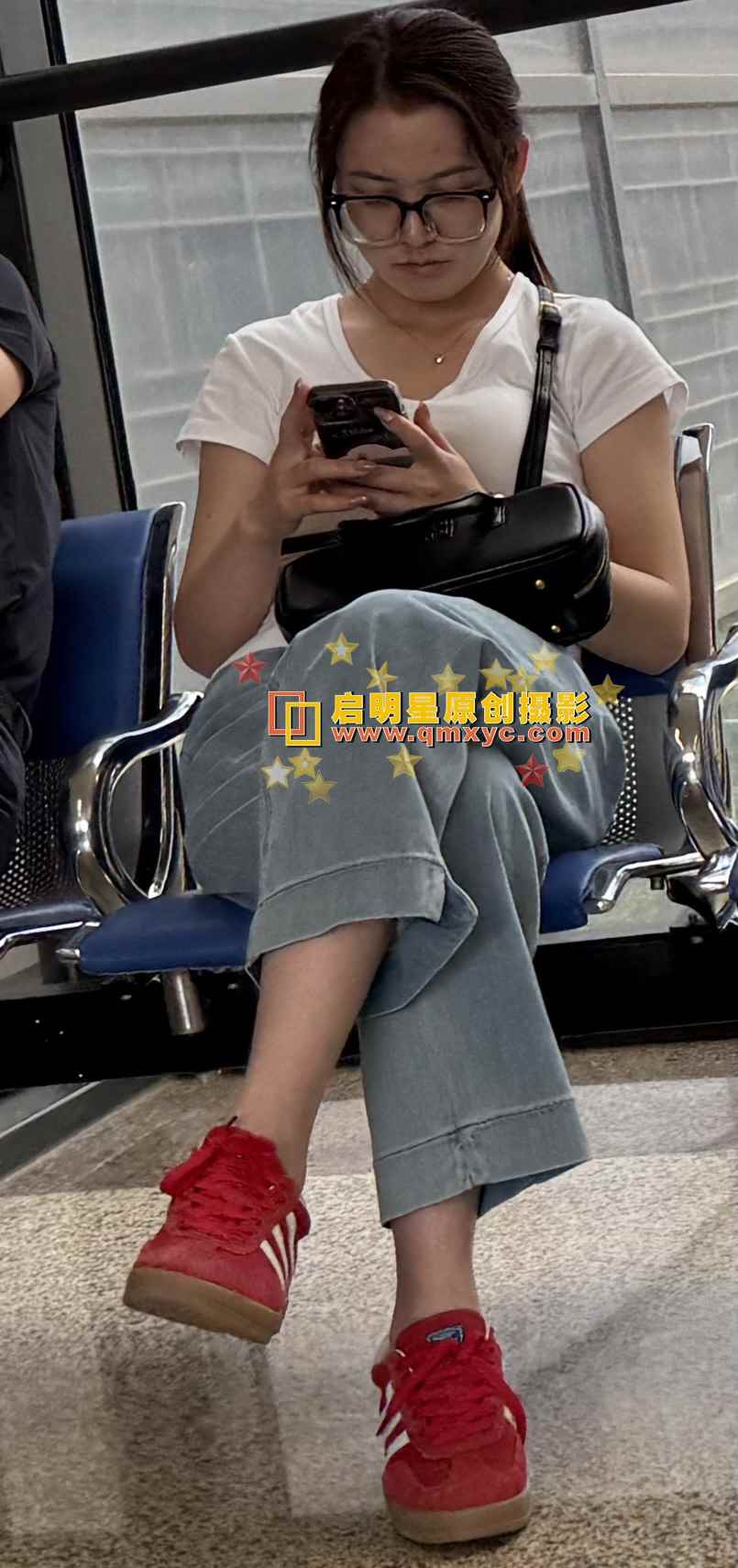 468387-3p54x3j14ln.jpg