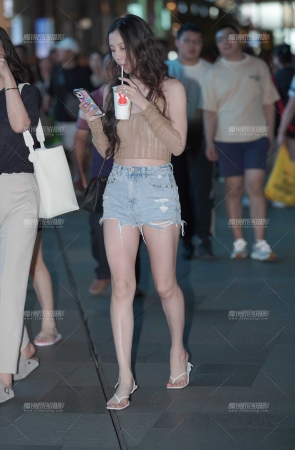 热裤美腿