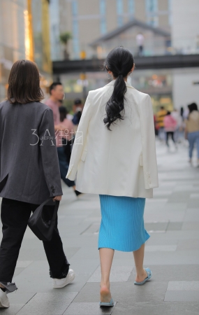 时尚漂亮的美女 令人赏心悦目-22P