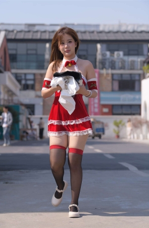 一始街拍作品 圣诞美眉-puls