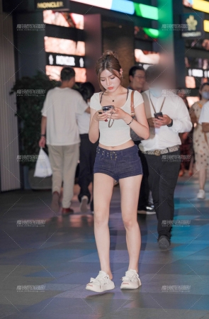 紧身热裤