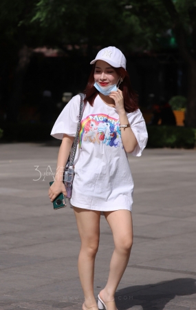下装消失的玉足美腿白T姐姐-10P