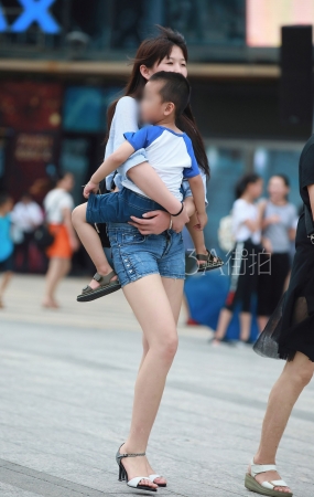 热裤，长腿，凉高-11P