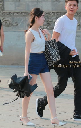 苗条的美女，就是这么会穿！[20P]