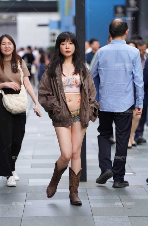小热裤