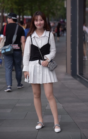 肉丝小姐姐