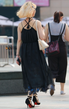 性感美背吊带高跟 靓丽高挑美女-10P