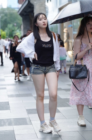 邻家美腿女孩