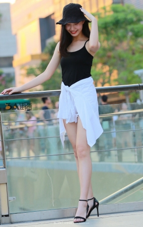 街上 搭讪 拍摄 细高跟 热裤 美腿美女-12P